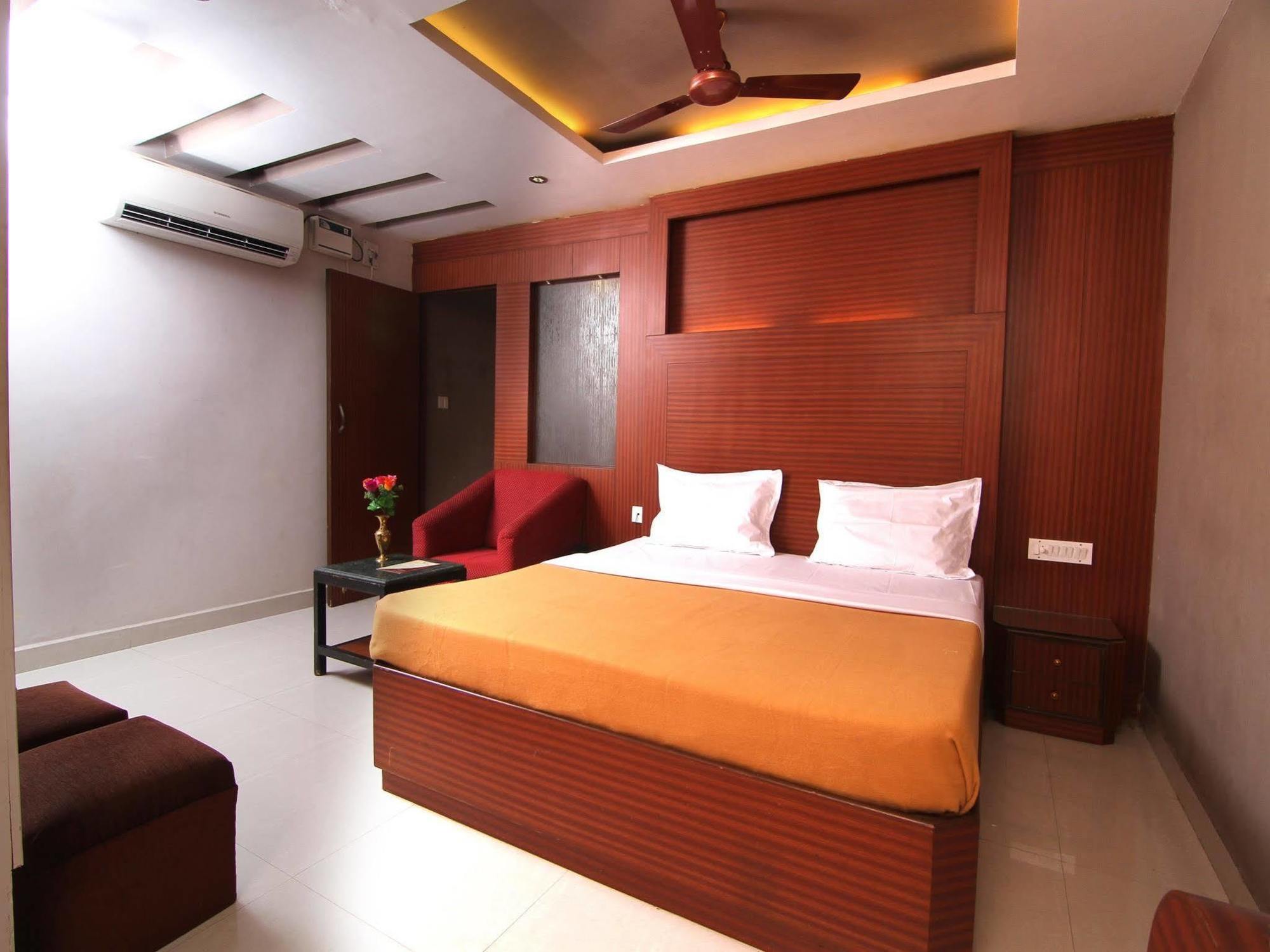 צ'נאי Hotel City Tower מראה חיצוני תמונה